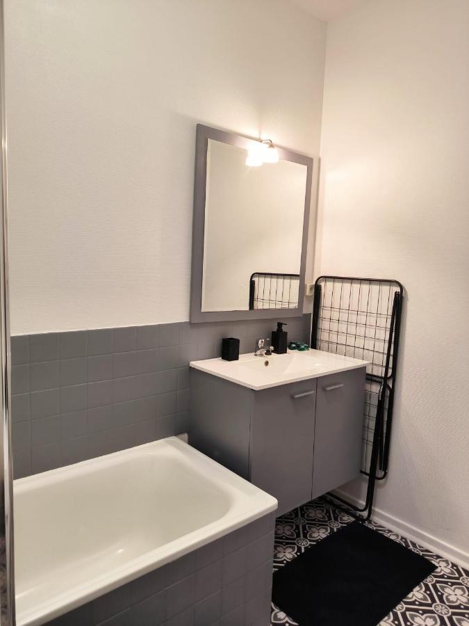 Appartement Le Temps D'Un Moment à Troyes Extérieur photo
