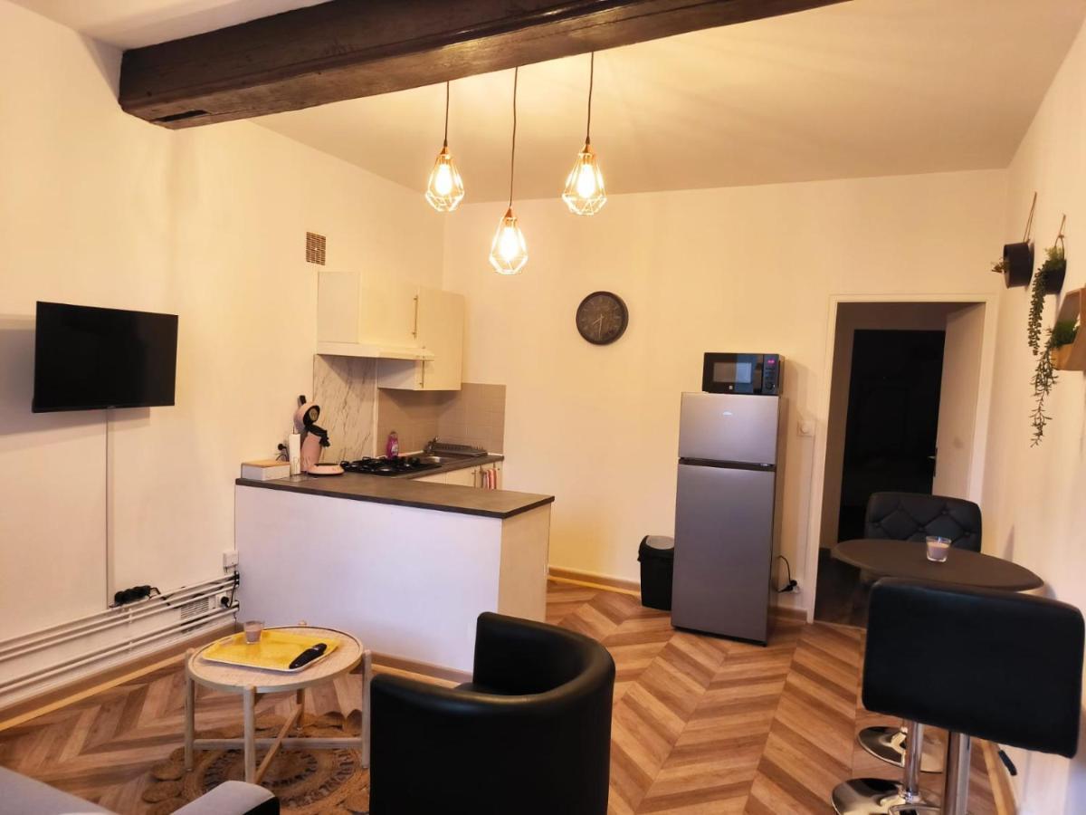 Appartement Le Temps D'Un Moment à Troyes Extérieur photo